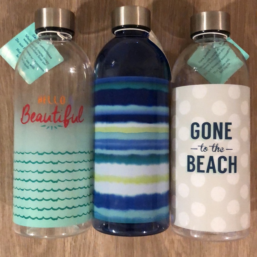 NWT Water Bottles Reusable Size 33 ounce (Lot of 3)